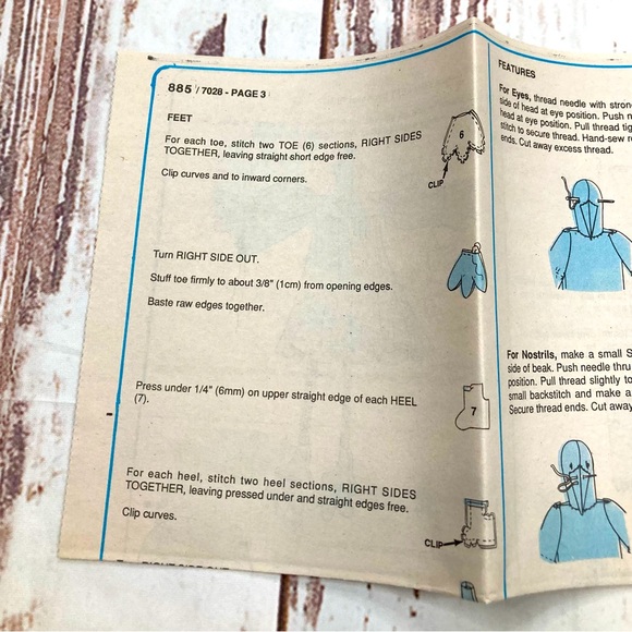 McCall’s #7028 AS THE CROW FLIES Craft Patterns Vintage 1994 - Picture 8 of 11